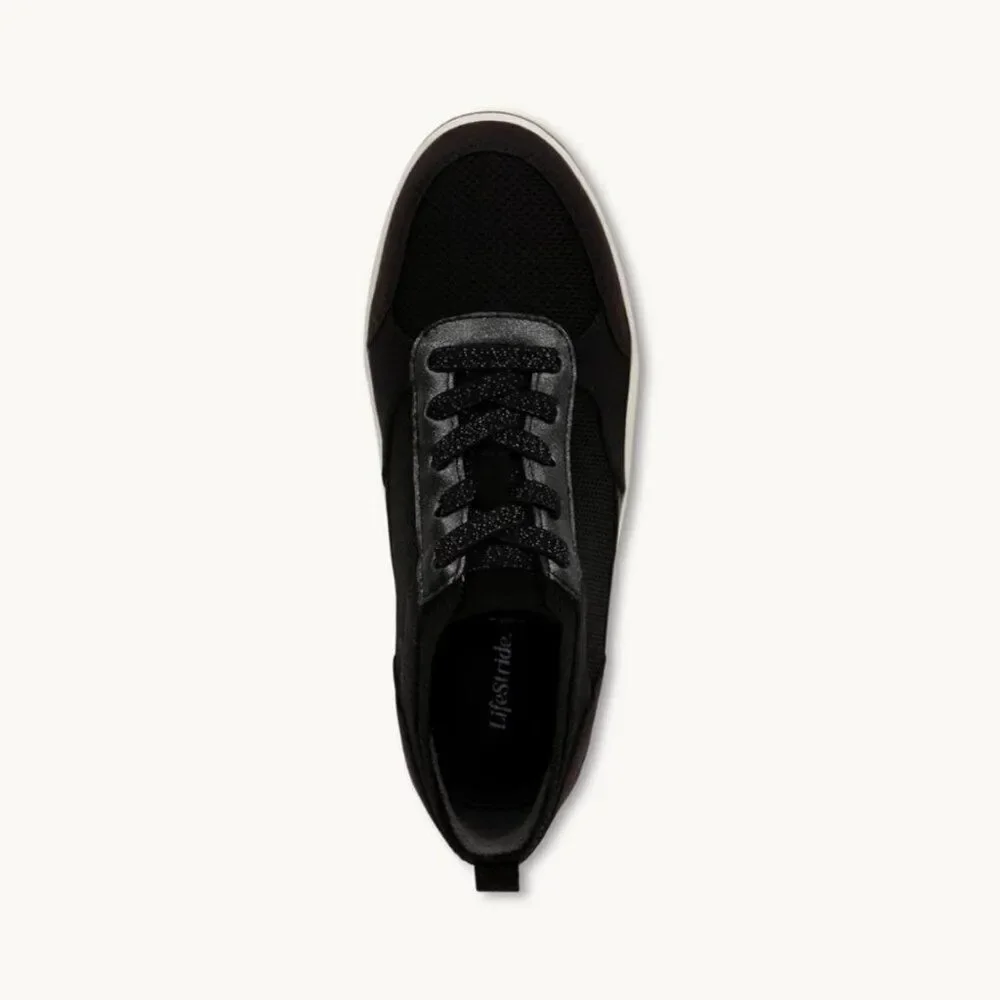 Bzees Dynamic Slip On Sneaker